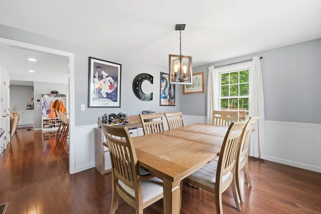 Photo of 11 Eileen Avenue