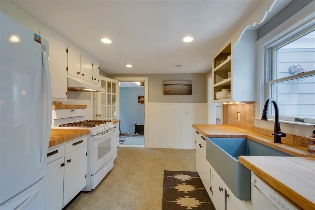 Photo of 114 Nagog Hill Rd