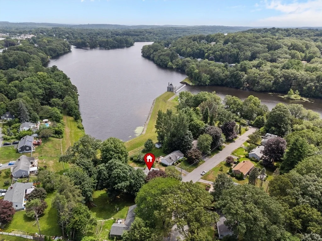 Photo of 200 Edgewater Drive