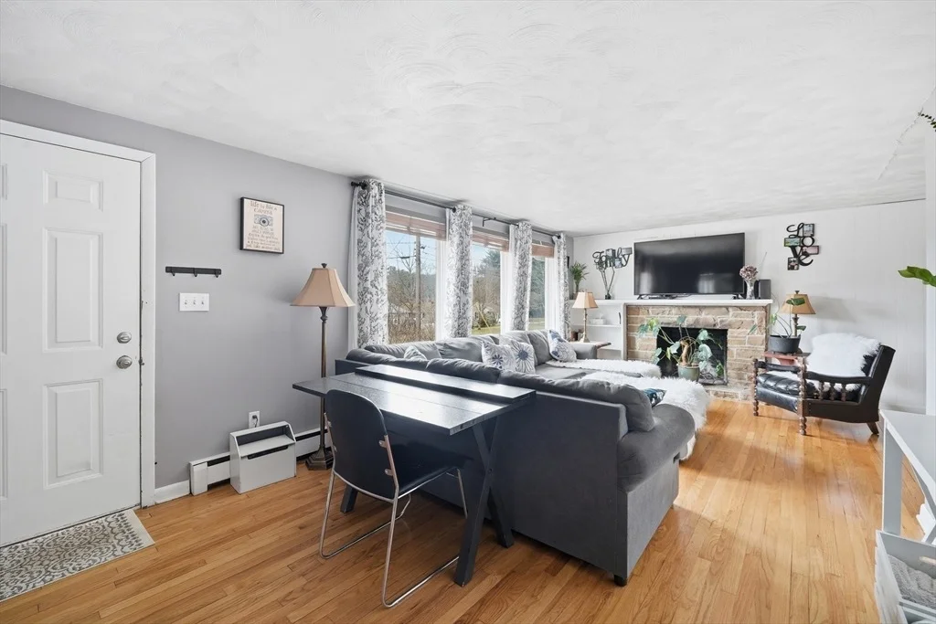 Photo of 11 Laurel Ter