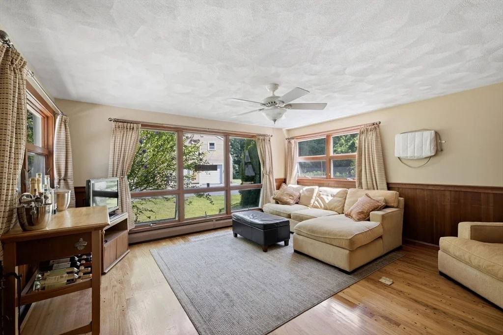 Photo of 341 Locust Street