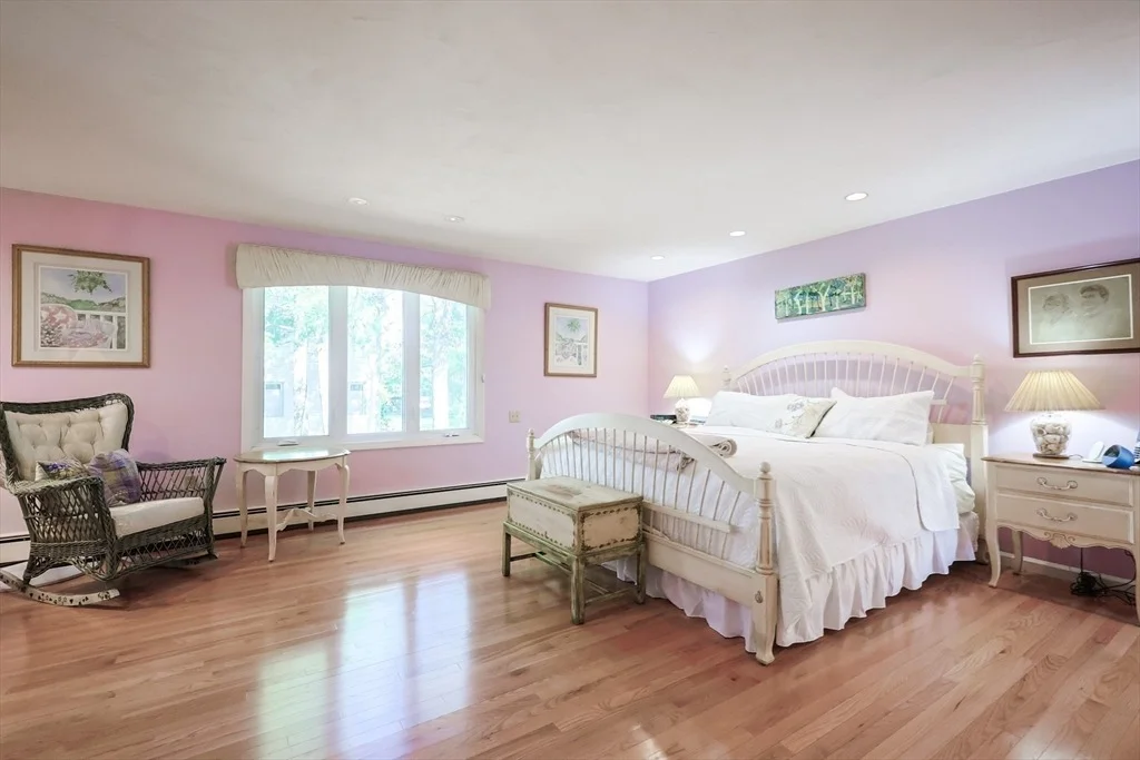 Photo of 8 Fieldstone Lane