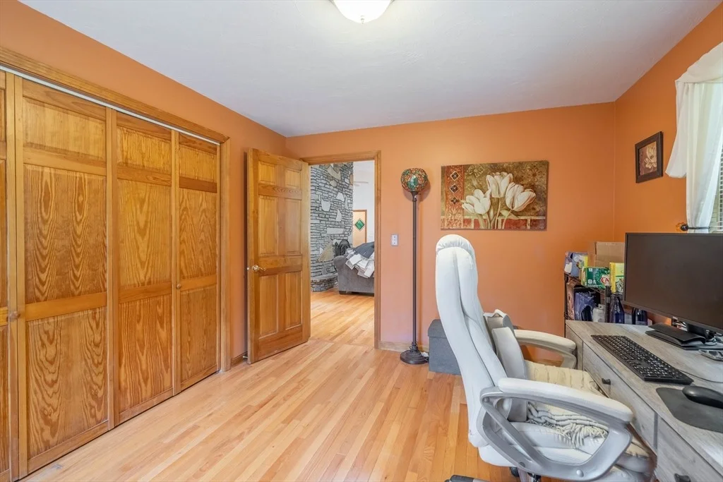 Photo of 25 Grandview Dr