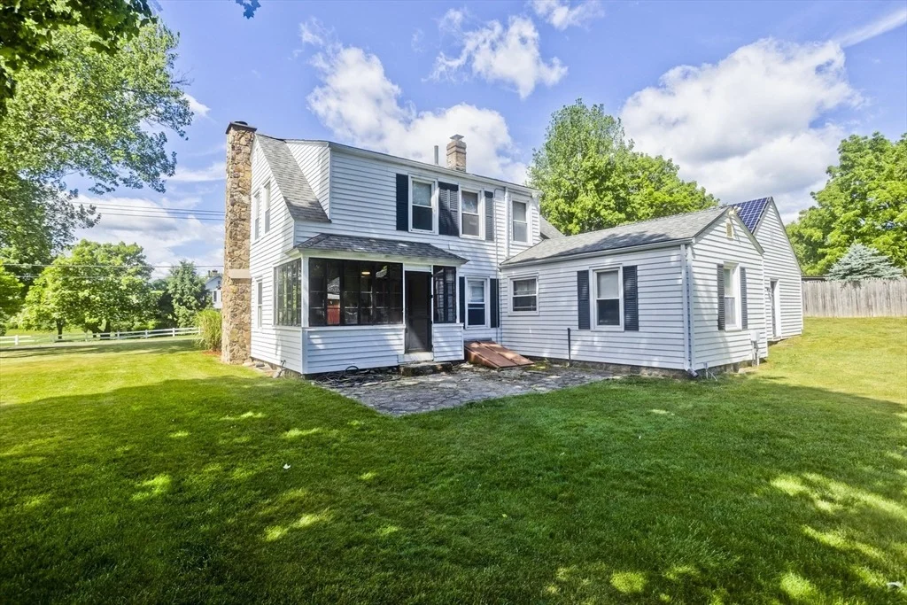 Photo of 138 Vining Hill Rd
