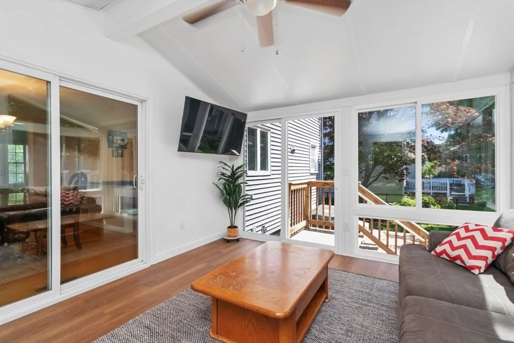 Photo of 5 Perry Henderson Dr