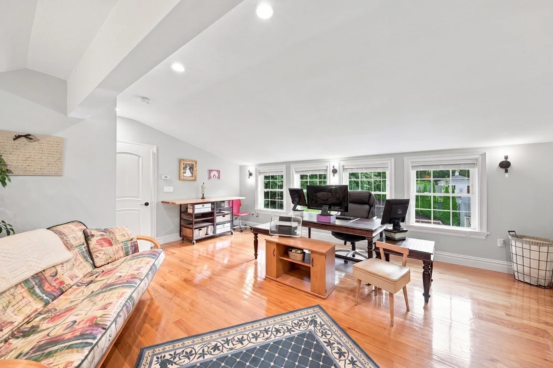 Photo of 5 Dell Ave
