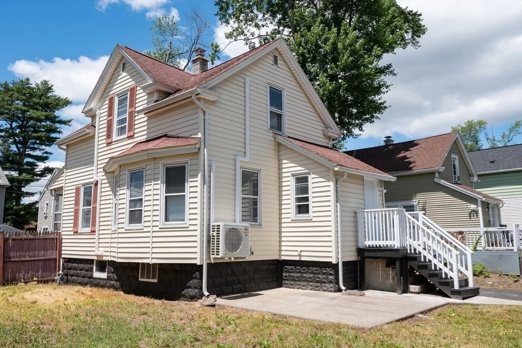 Photo of 257 Redlands Street