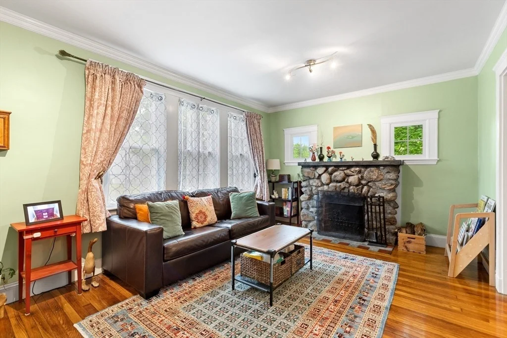 Photo of 304 Lowell Street