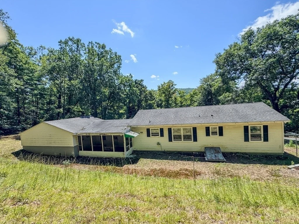 Photo of 191 Old State Road