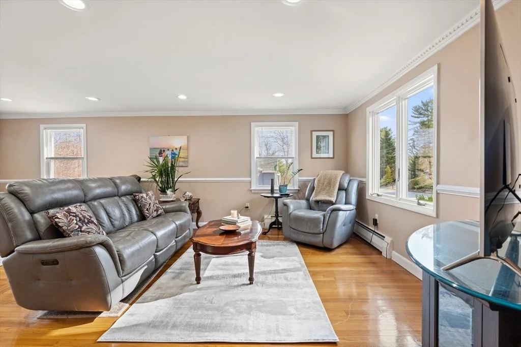 Photo of 7 Gloria Circle