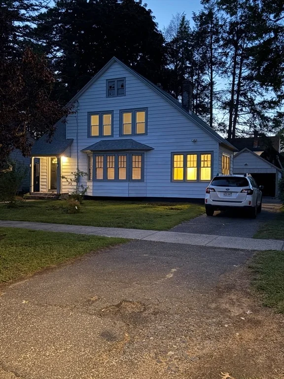 Photo of 16 Fenimore Blvd
