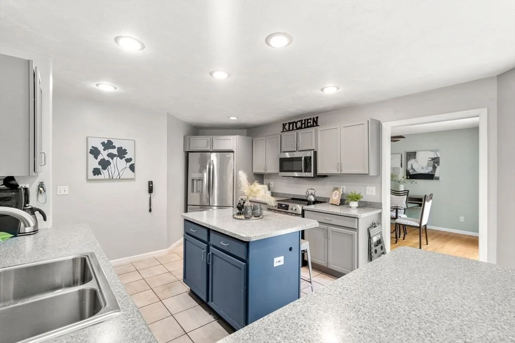 Photo of 10 Gianna Dr