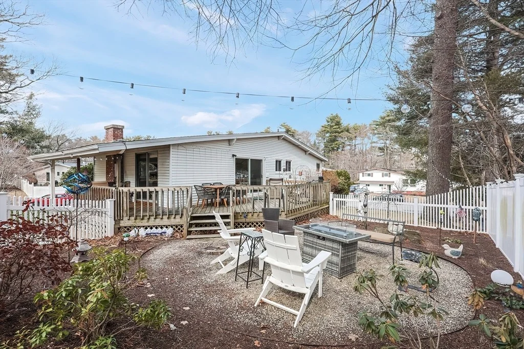 Photo of 33 Debra Lane