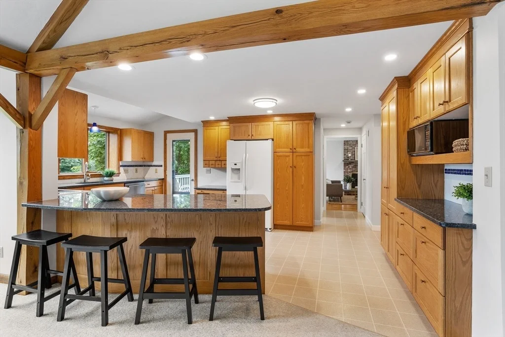 Photo of 444 Middle Road