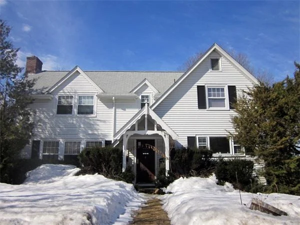 Photo of 136 North Main Street