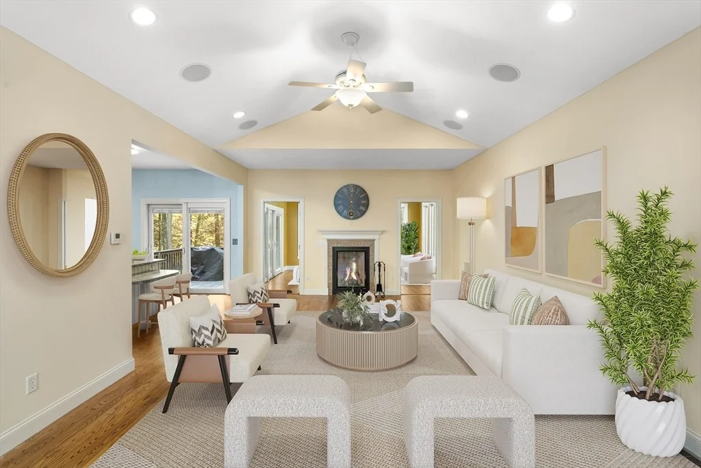 Photo of 10 Golden Cir