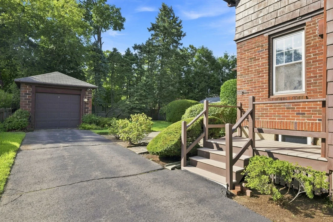 Photo of 5 Weston Road
