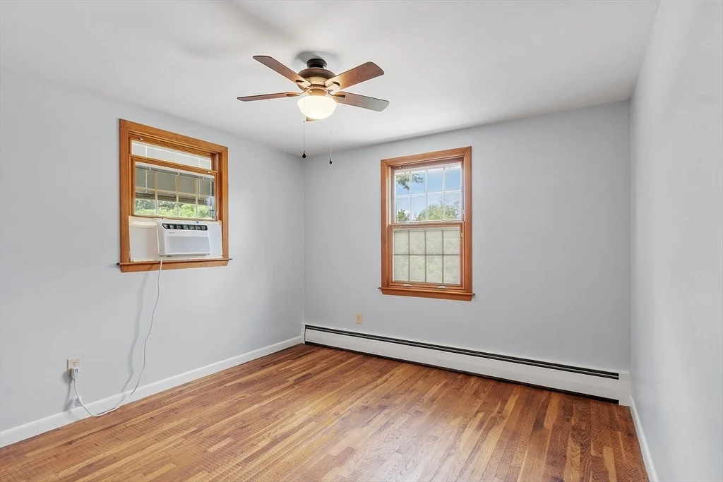 Photo of 64 Carolyn Cir
