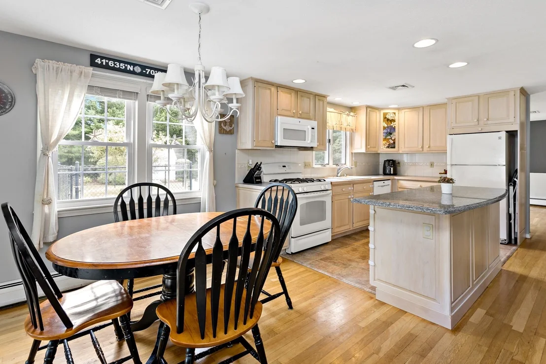 Photo of 348 Prince Hinckley Road