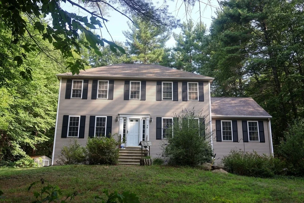 Photo of 94 Whitins Rd