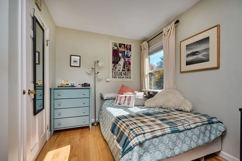 Photo of 1260 Westhampton Road