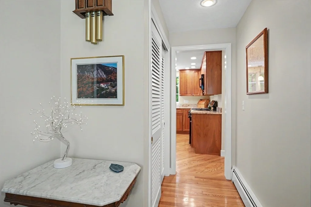 Photo of 42 Cherlyn Dr