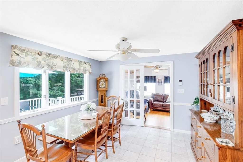 Photo of 33 Farnham Rd