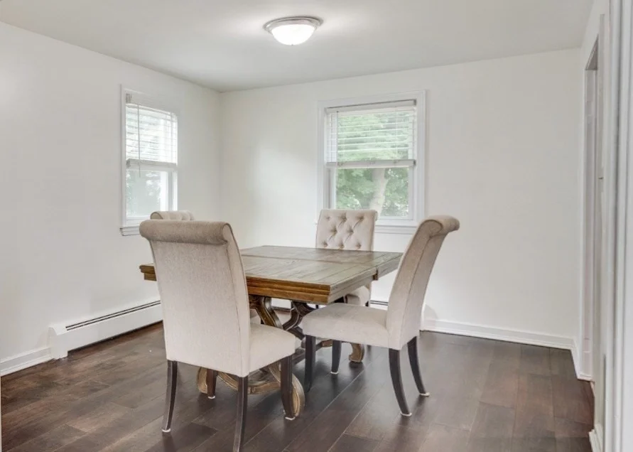 Photo of 87 - Clare Ave