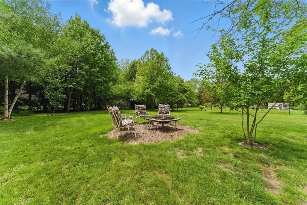 Photo of 237 Bay Road