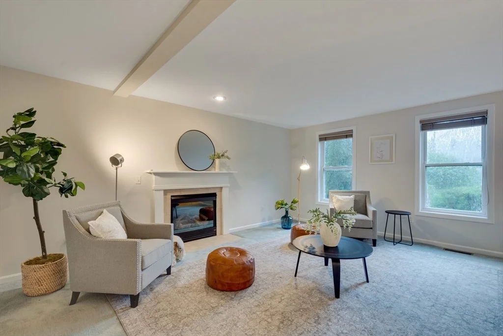 Photo of 11 Williams Cir