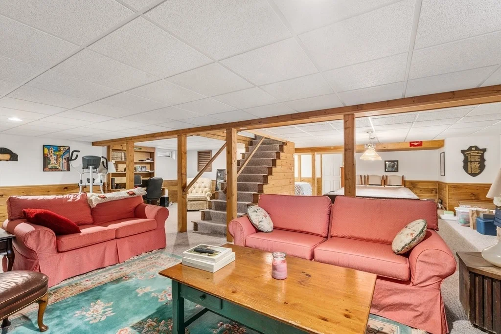Photo of 23 Algonquin Road