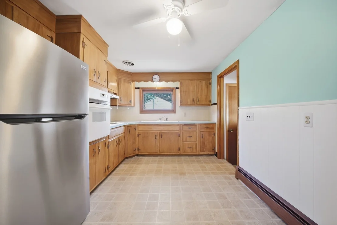 Photo of 44 Memorial Dr