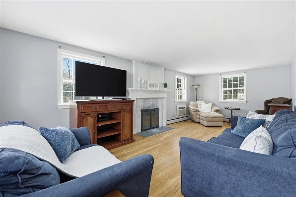 Photo of 276 Pond Street