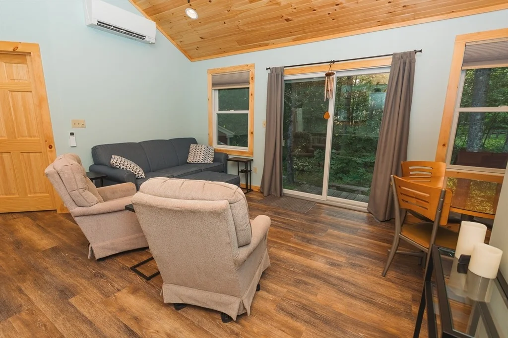 Photo of 20 Rowe Rd