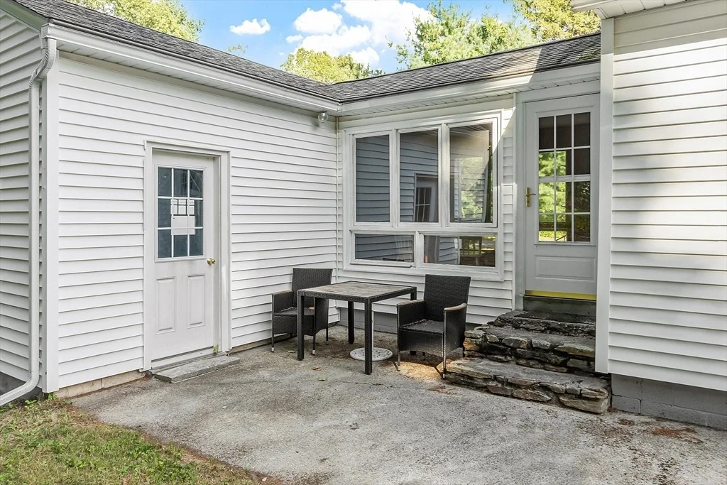 Photo of 31 Crestview Dr