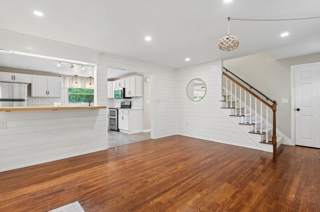 Photo of 80 Webster St