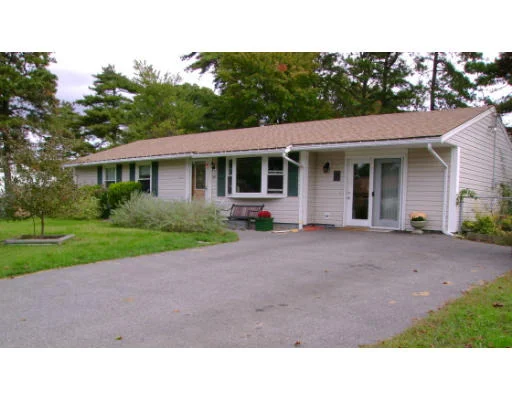 Photo of 13 Dennis Lane
