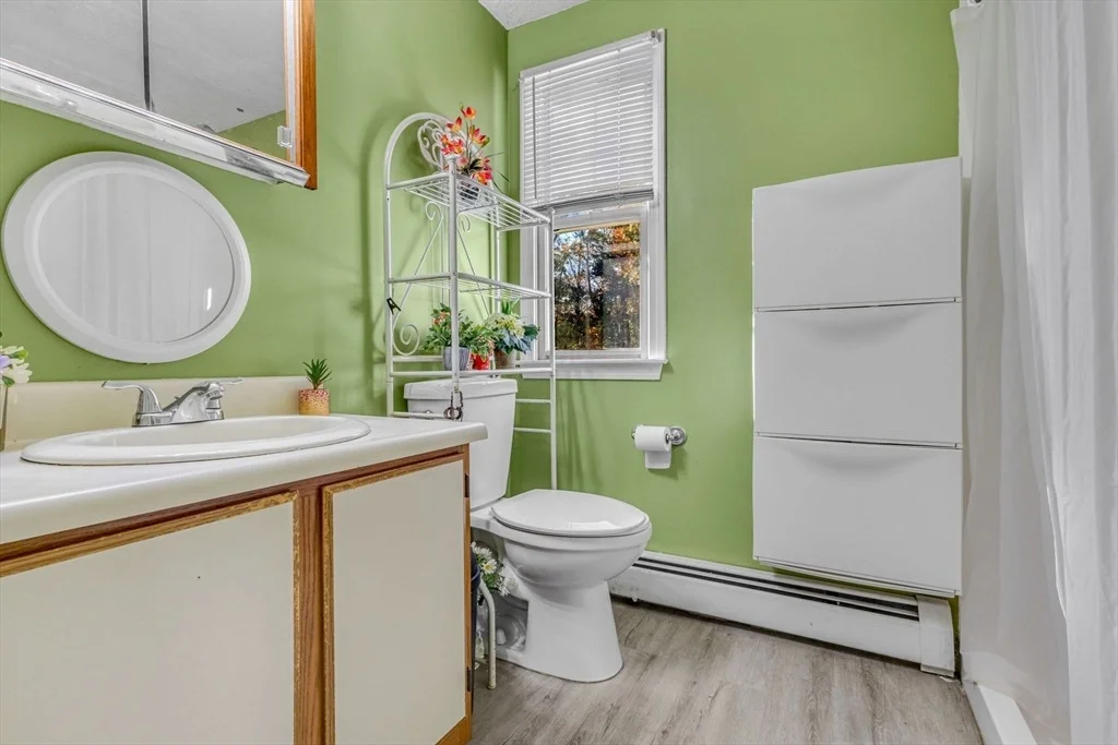 Photo of 46 Vincent Cir