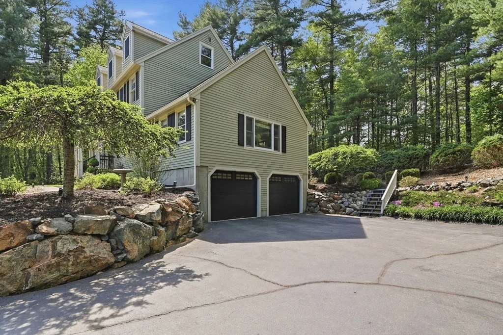 Photo of 25 Christa Drive