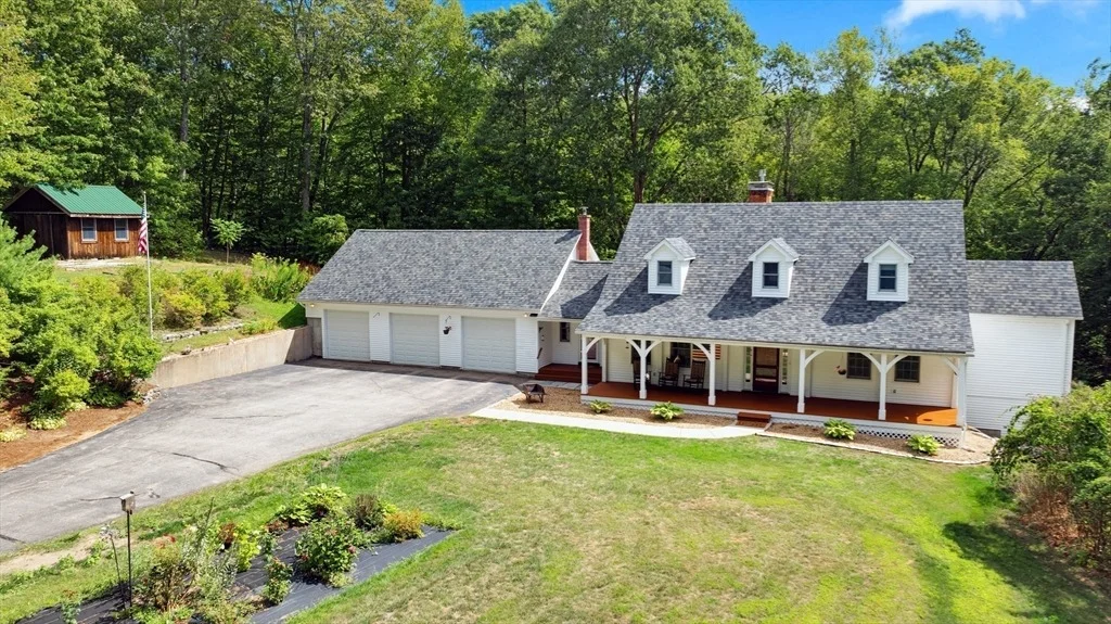 Photo of 170 Thresher Rd.