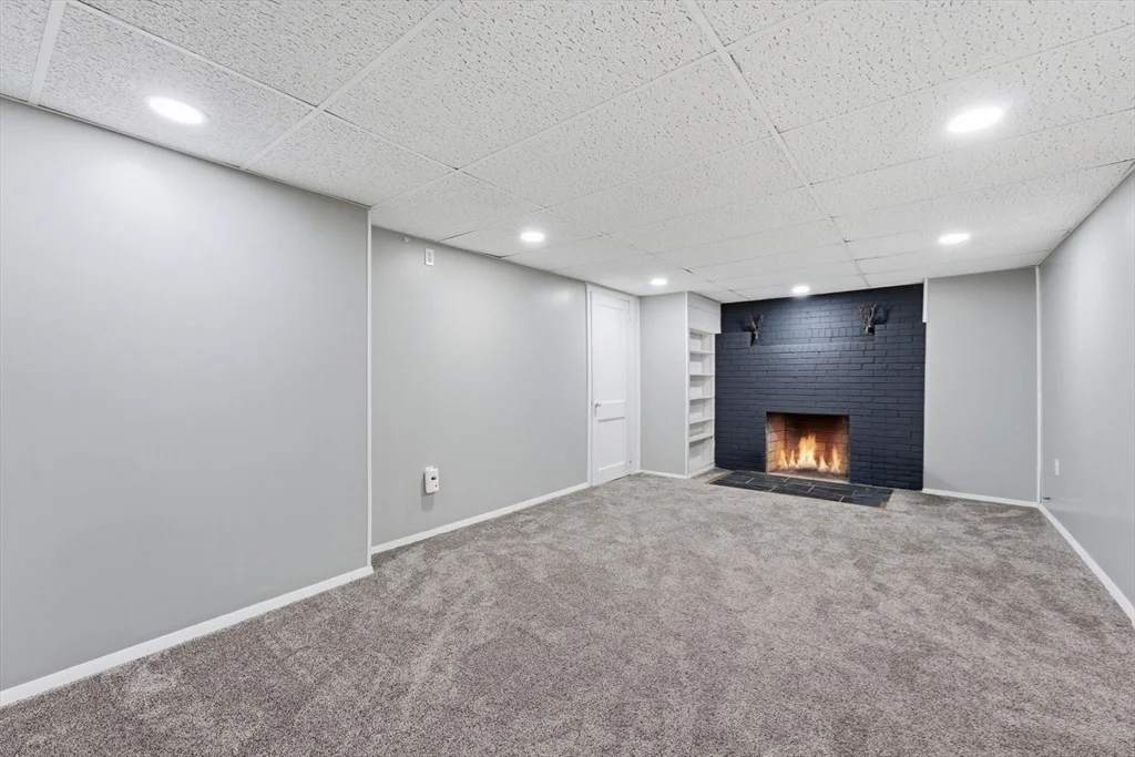 Photo of 28 Intervale Rd
