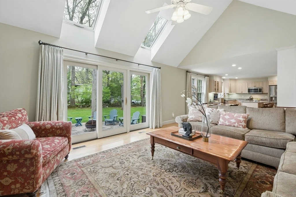 Photo of 1 Munroe Road