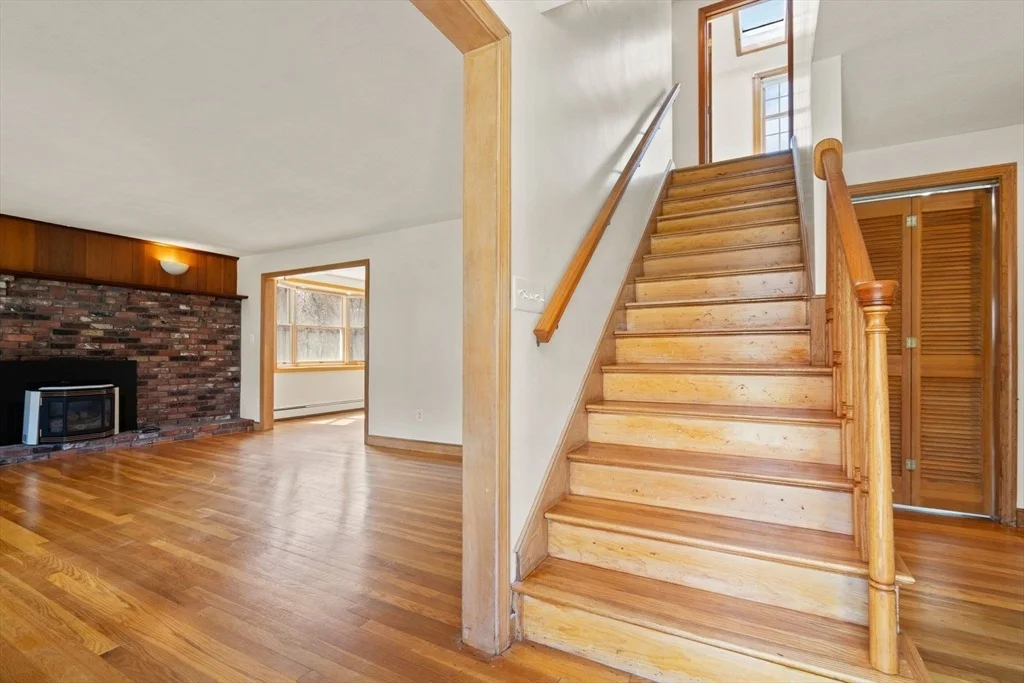 Photo of 4 Wachusett Drive