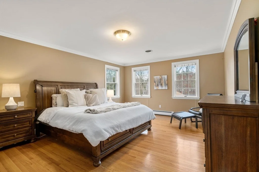 Photo of 1323 High Street-Culdesac