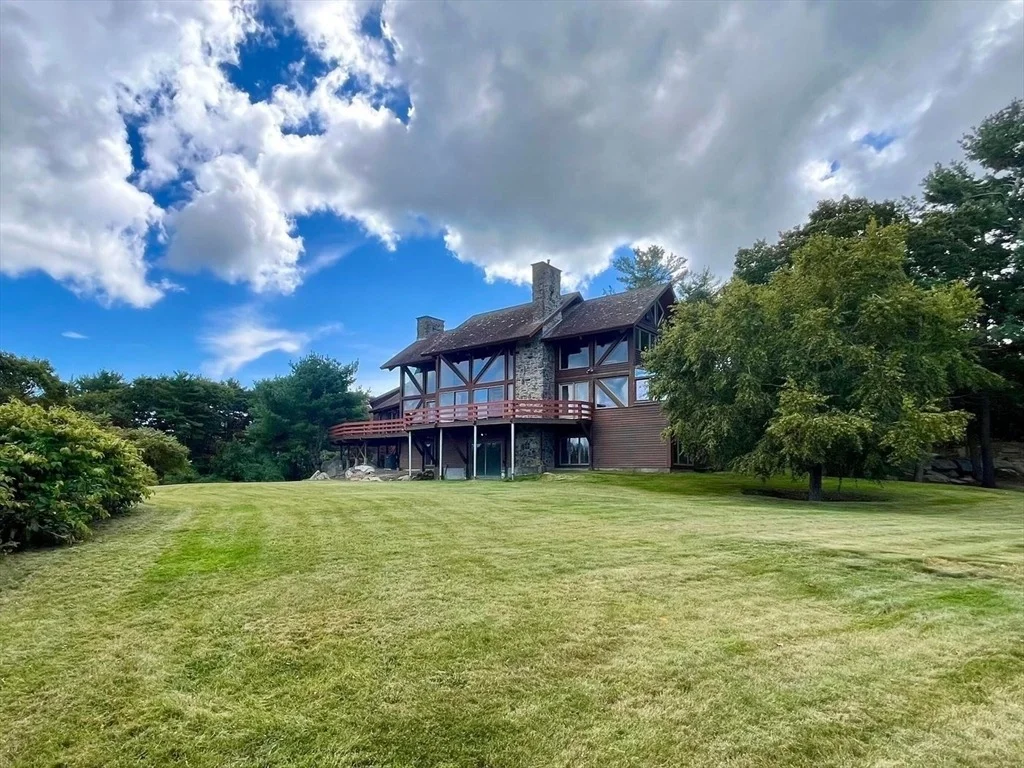 Photo of 153 Pine Street