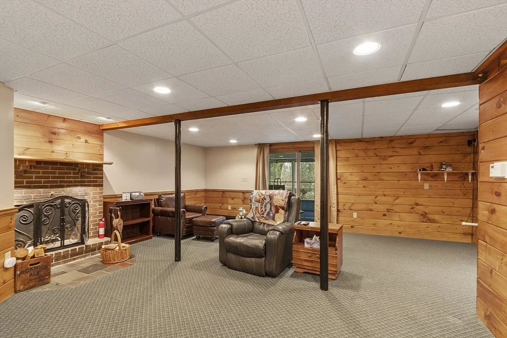Photo of 93 Fowler Rd