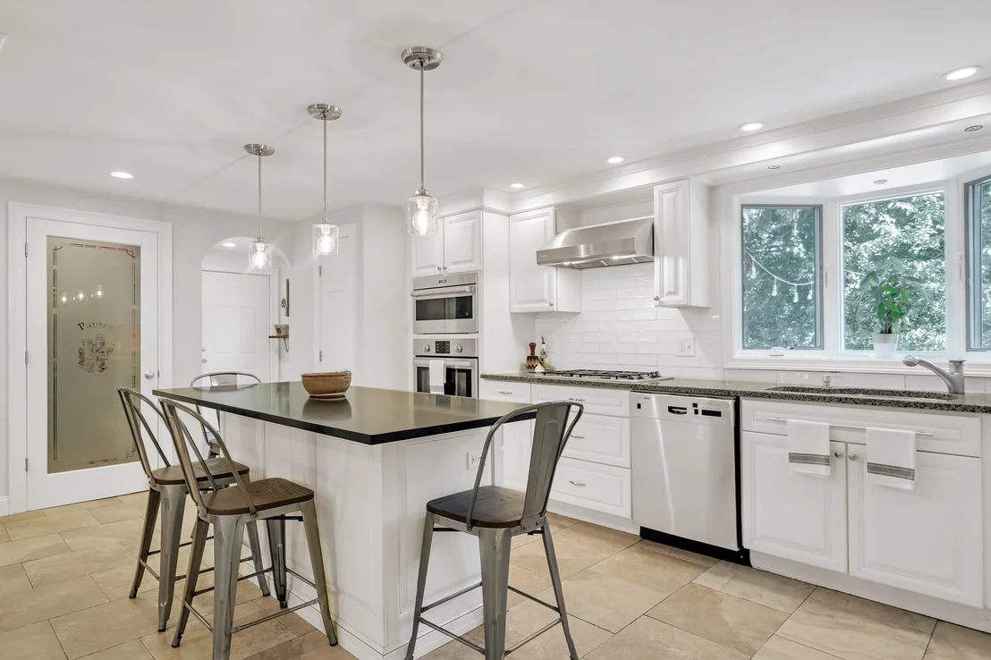 Photo of 32 Webster Rd