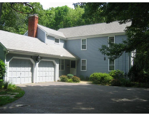 Photo of 273 Deepwoods Dr.