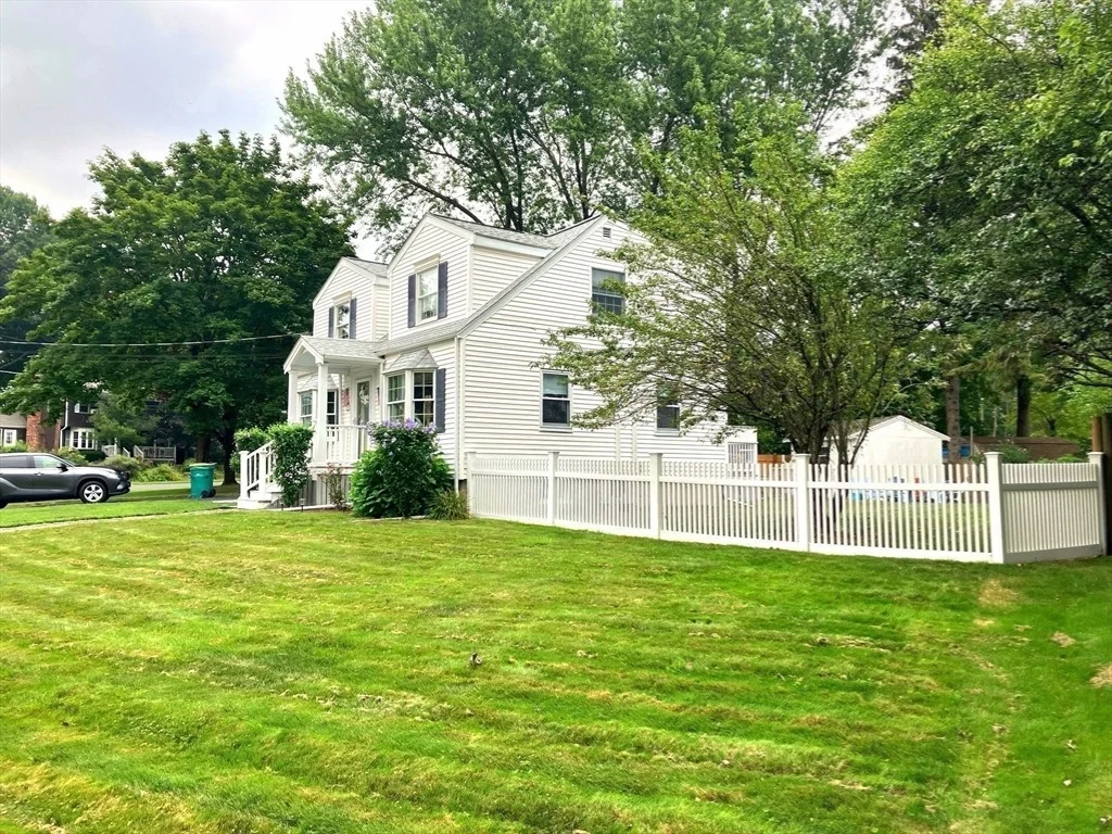 Photo of 84 Cameron Rd