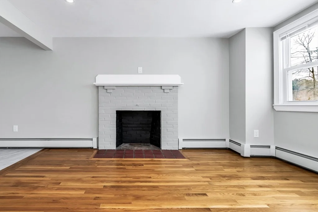 Photo of 212 Cambridge Rd